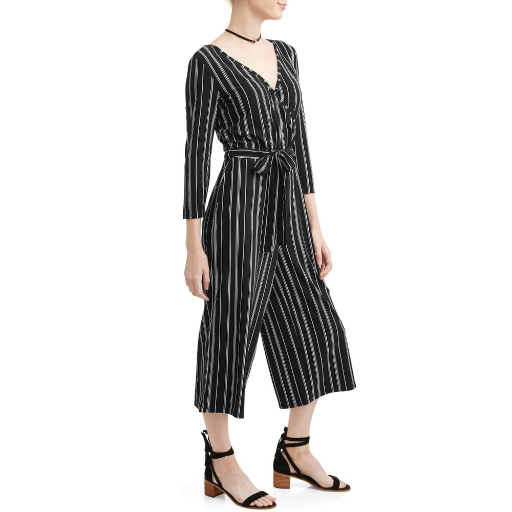Black and White Pinstripe Jumpsuit, Women Juniors L (11-13) - Picture 15 of 16